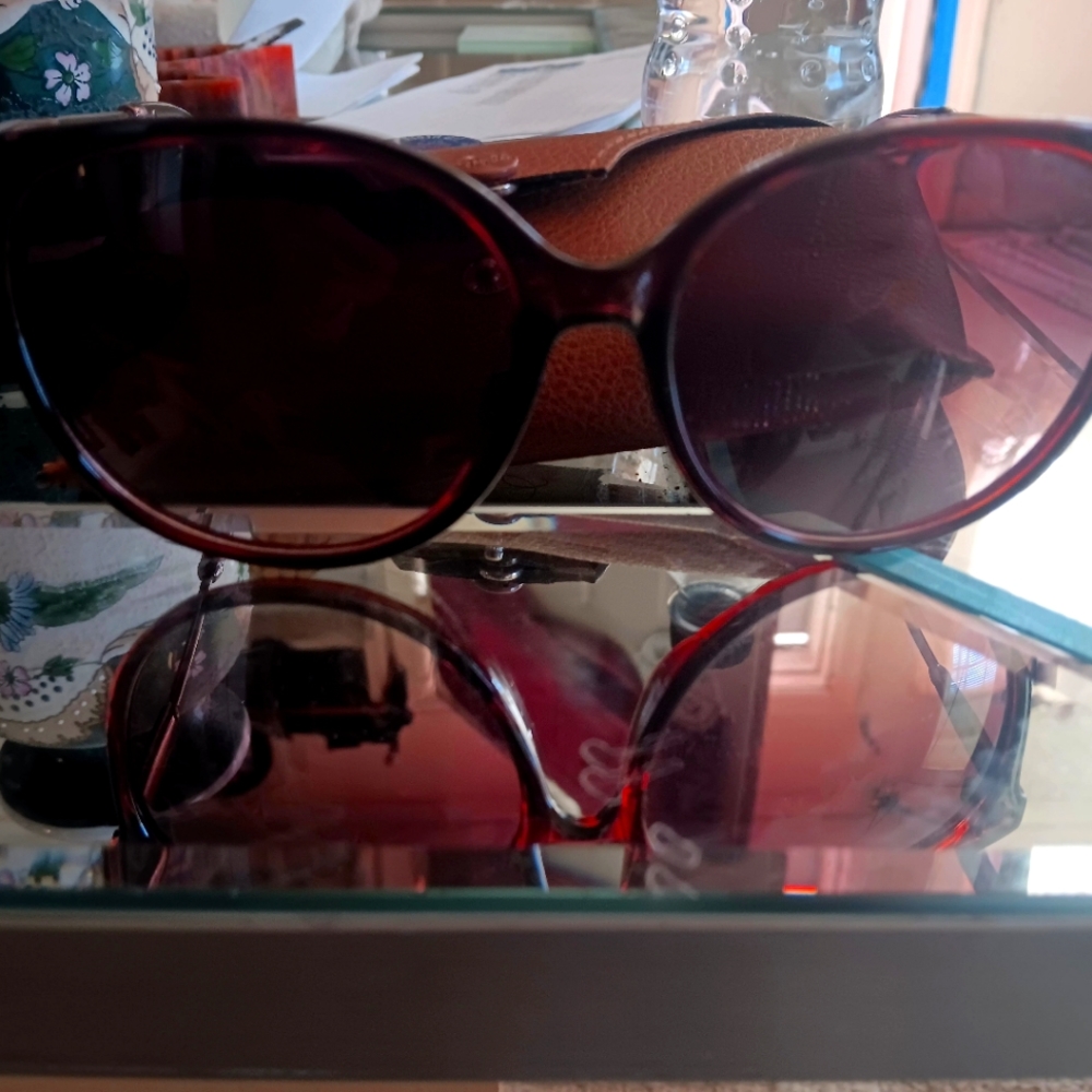 Gucci glasses